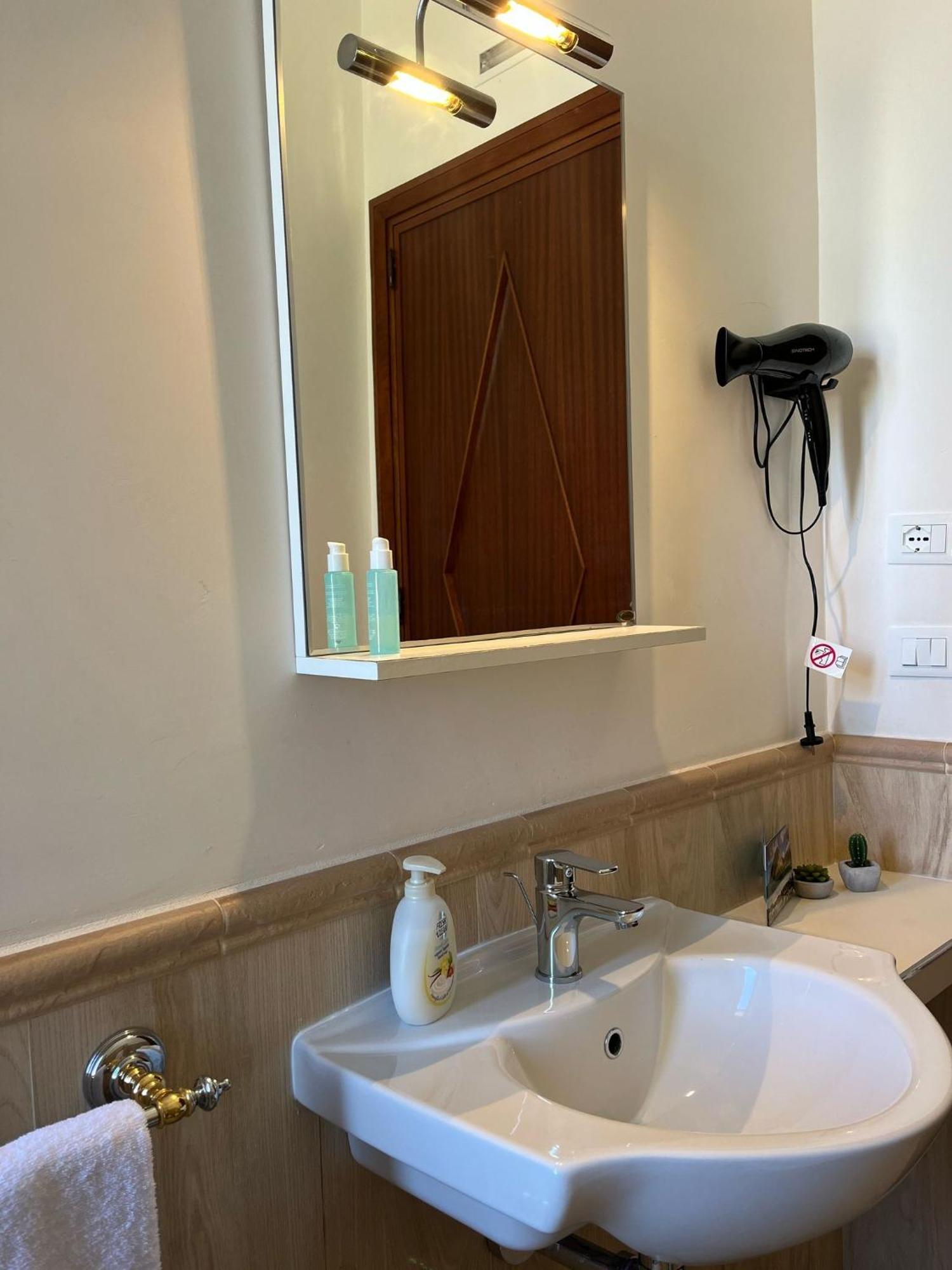 Cofanomare Bed & Breakfast Custonaci Room photo